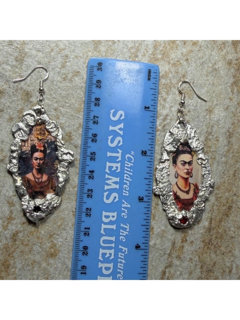 Echoes of Frida: Handcrafted Portrait Drop Earrings w/ Hessonite & Black Garnet - Picture 5 of 16